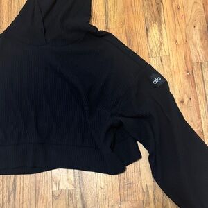 Alo Black Cropped Hoodie